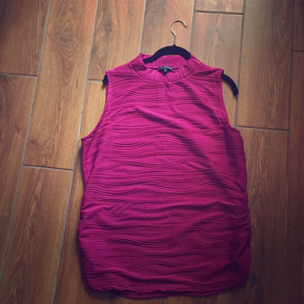 Pink blouse pit/pit 21 in; shoulder/bottom 27 in